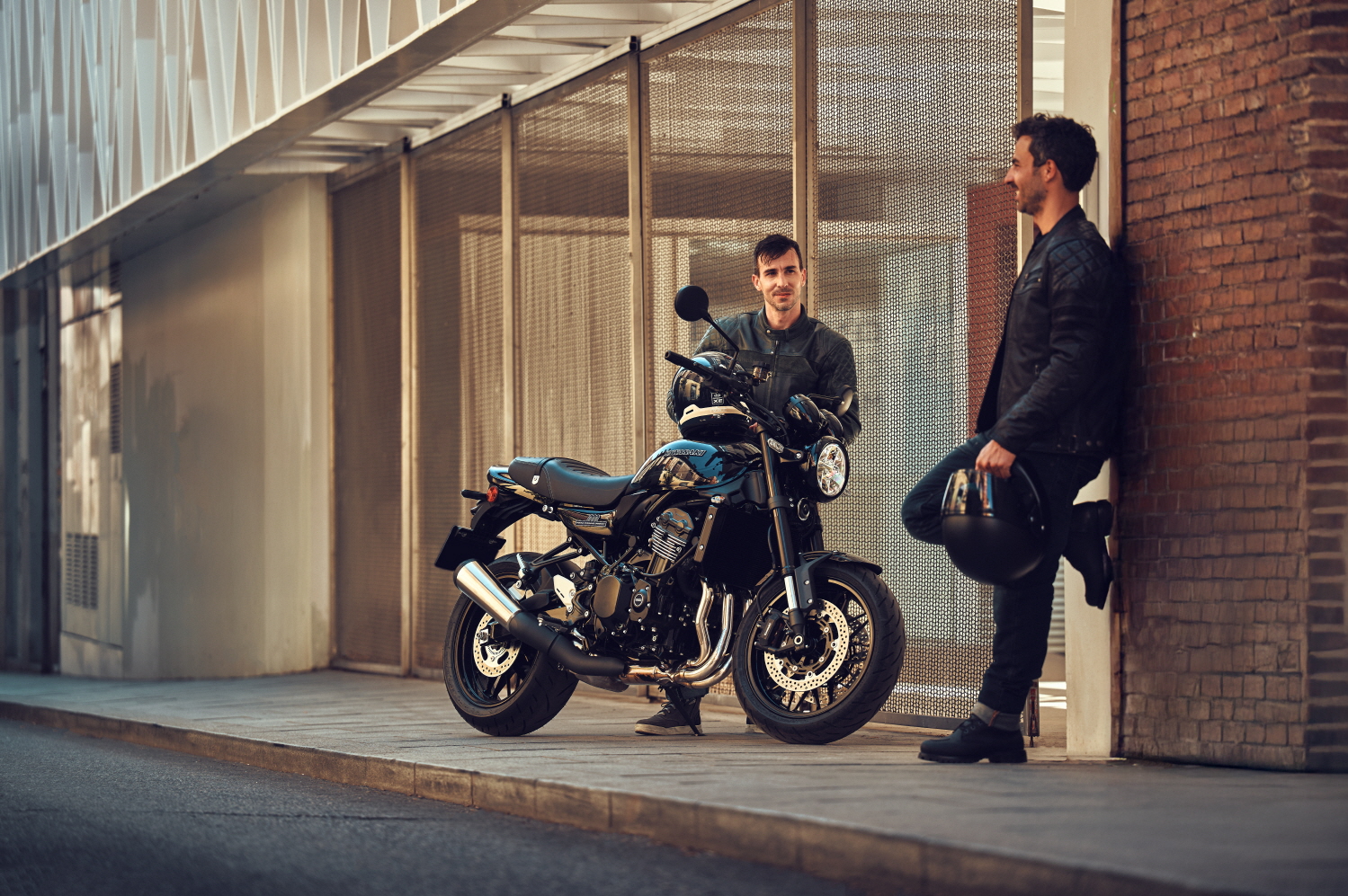 [크기변환]26_ZR902A_40T_BK2_AC_RF1_B