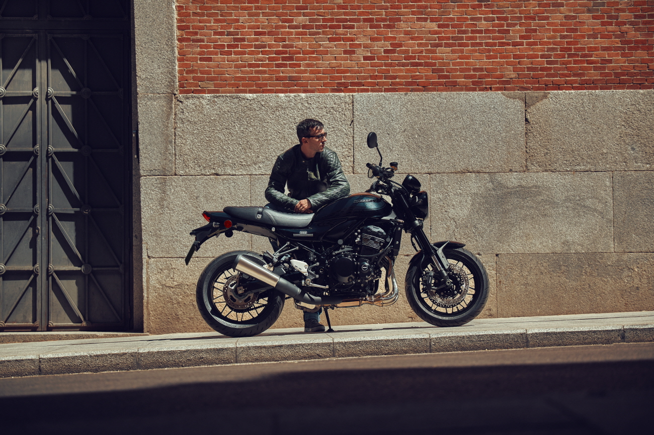 [크기변환]26_ZR902A_40T_BK2_AC_RS_B